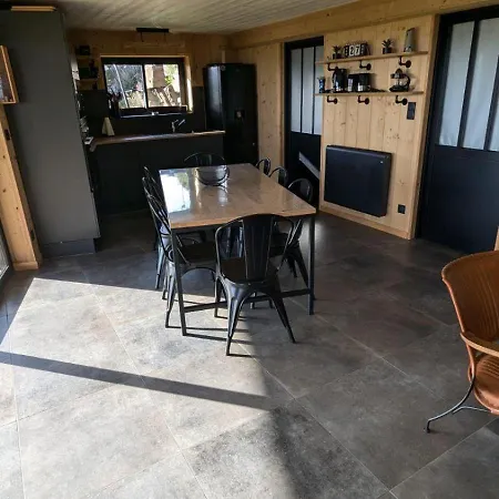 ロッジ La Fleche 3 - De Standing ベス・エ・サンタナステーズ